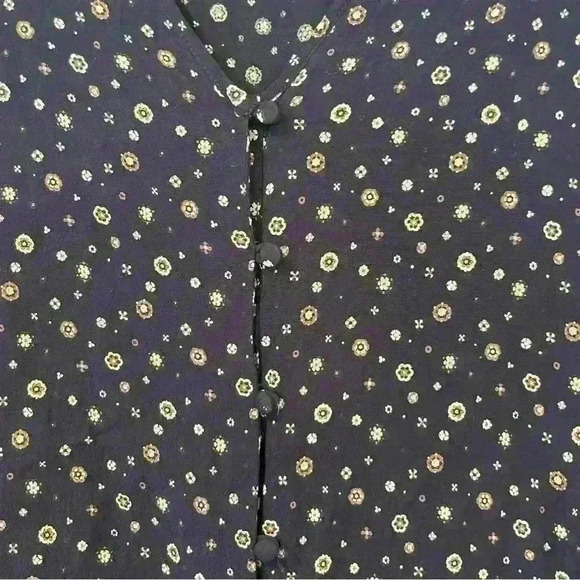 Rails Beaux Ruffle Waist on Navy Foulard Blouse, Size Small - Picture 5 of 7